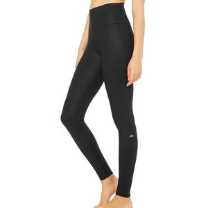 BRAND NEW Alo highrise airlift yoga leggings
